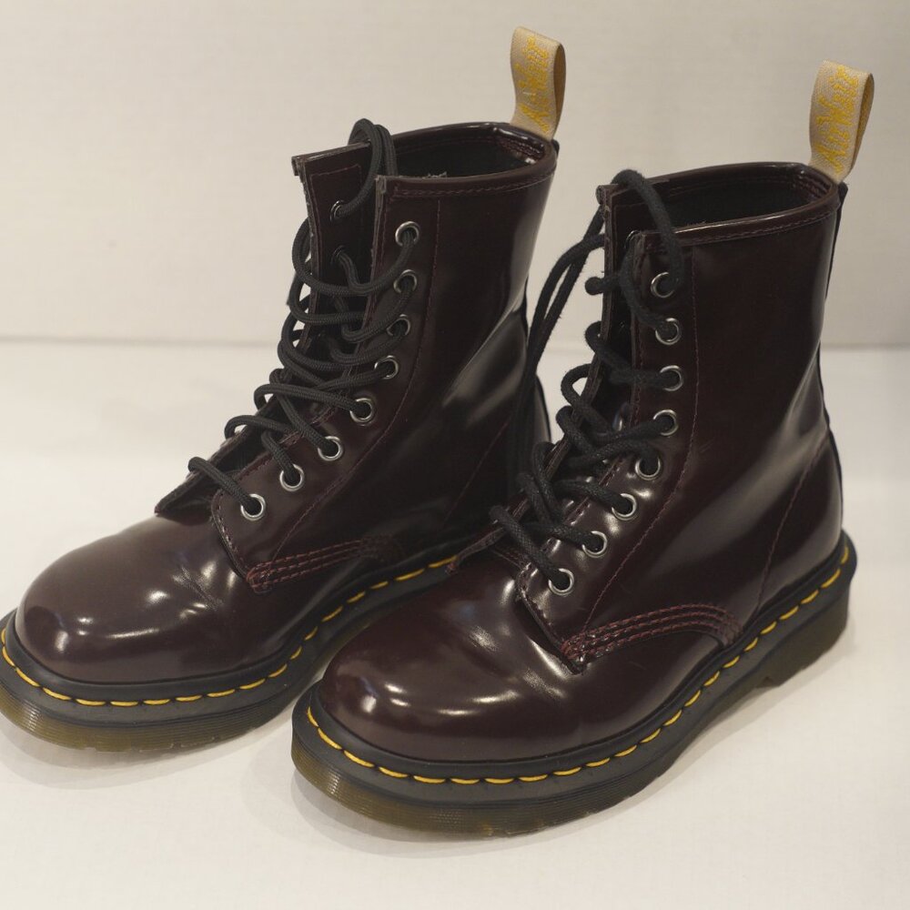 Dr Doc Martens AirWair 1460 Vegan Cherry Red Oxford Rub Off Boot Size 5 Women